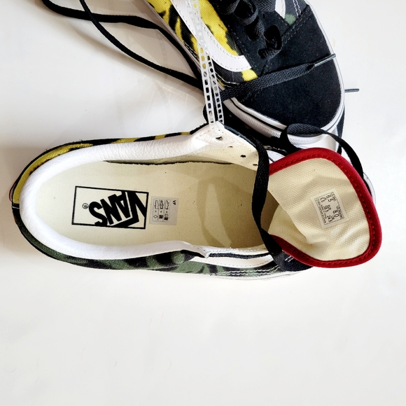 New Vans Tiedye  Black Dark Green and Yellow - Picture 7 of 7